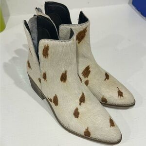 Myra Bag Cream and Brown Ankle Boots